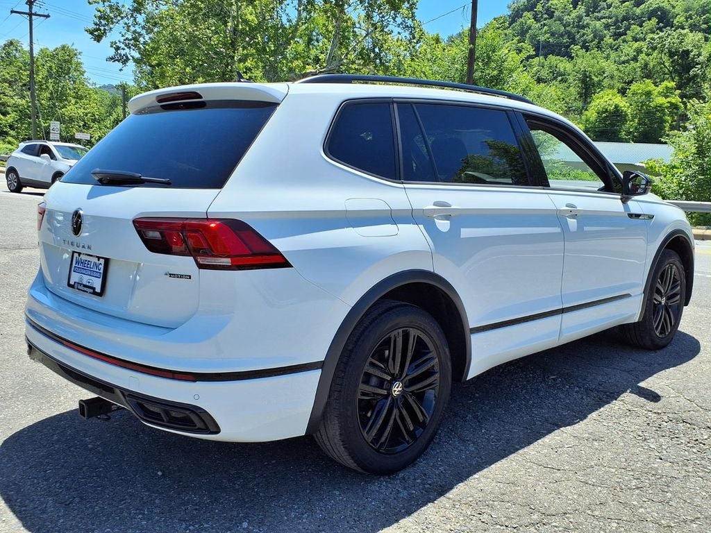 2022 Volkswagen Tiguan 2.0T SE R-Line Black