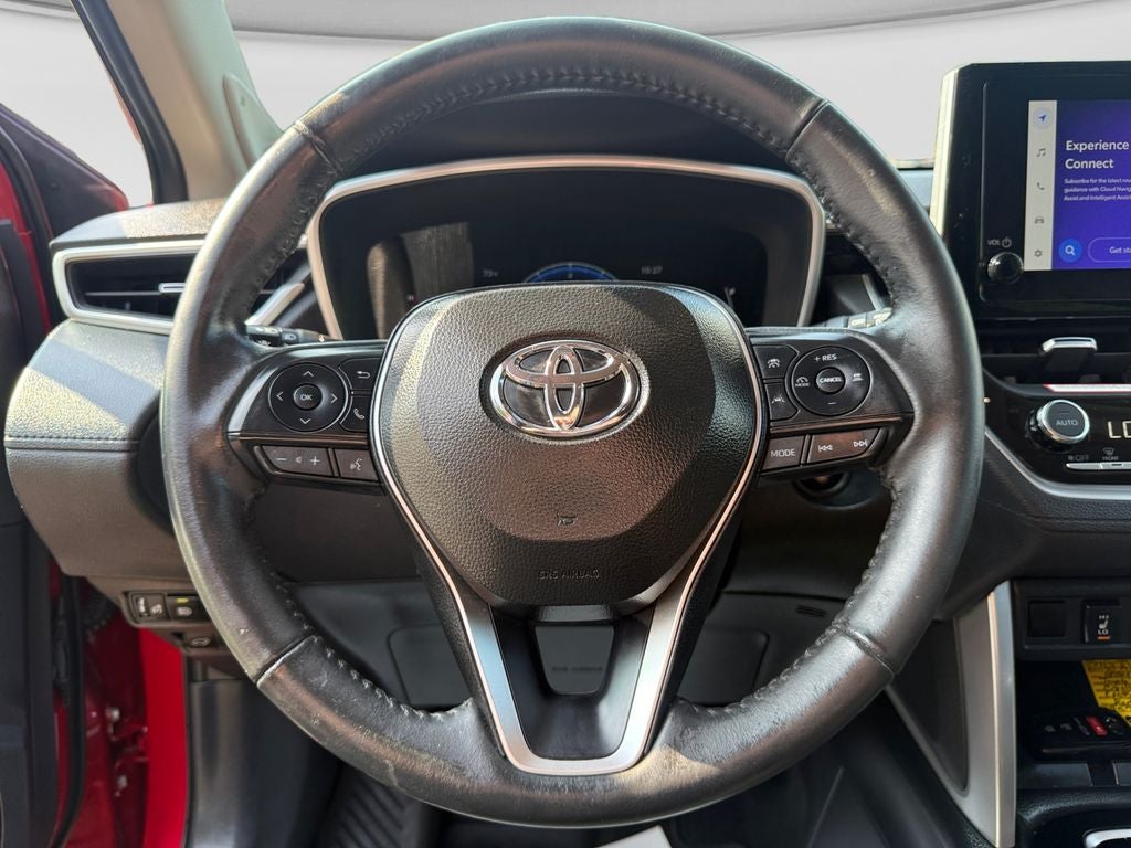 2024 Toyota Corolla Cross XLE