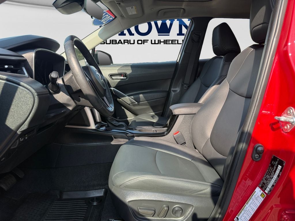 2024 Toyota Corolla Cross XLE