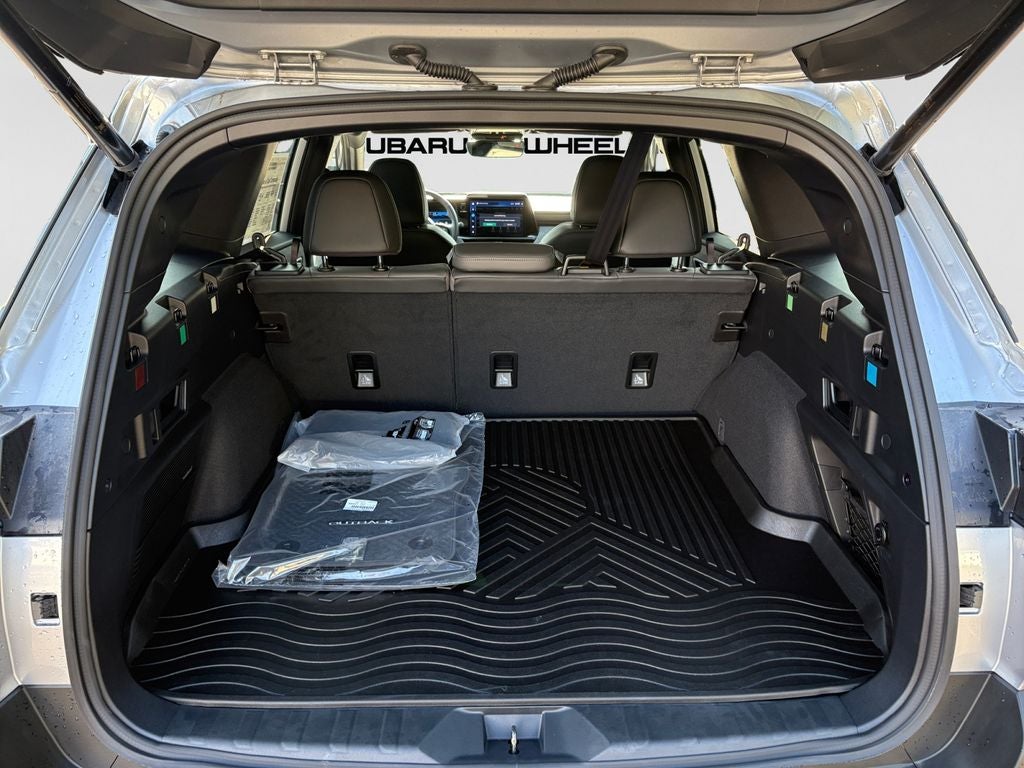 2026 Subaru Outback Limited - Photo 21