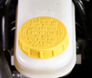 checking fluids brake fluid | Crown Subaru of Wheeling in Triadelphia WV